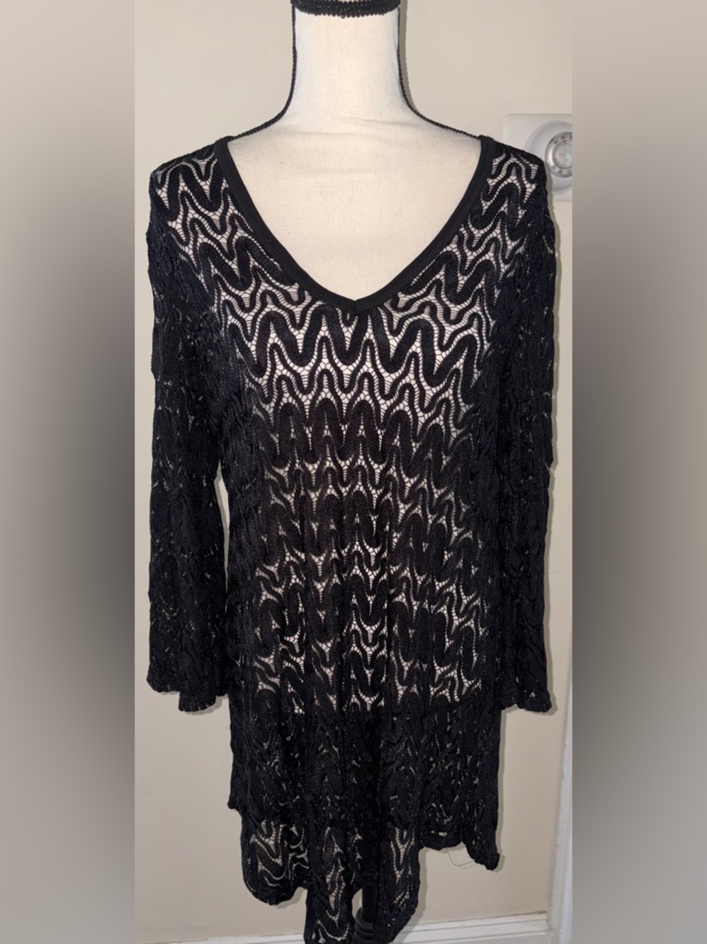 elif by Jordan Taylor Black Crochet V-Neck Knit Bathing Suit Resort Coverup